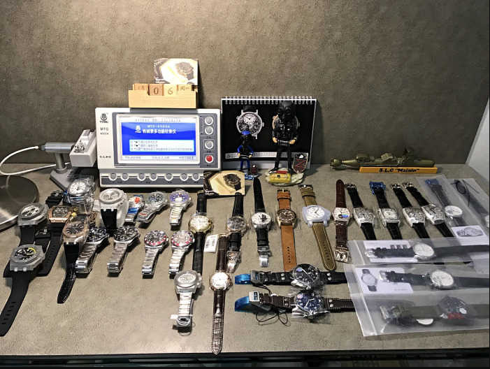 如何区分高仿与正品复刻表?深度剖析复刻行业真相 第1张 如何区分高仿与正品复刻表?深度剖析复刻行业真相 第1张