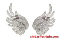 Boucheron VS Tiffany&Co.:品牌介绍,哪个珠宝品牌更早?产品价格更贵?档次更高? 