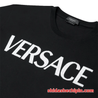 Versace VS Gucci:品牌介绍,哪个品牌更早?产品价格更贵?档次更高?