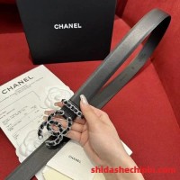 香奈儿Chanel仿牌腰带一般多少钱?从哪些方面可以鉴别仿牌和正品的差别?